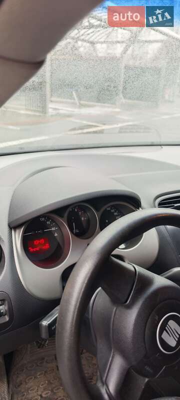 Минивэн SEAT Altea 2004 в Днепре