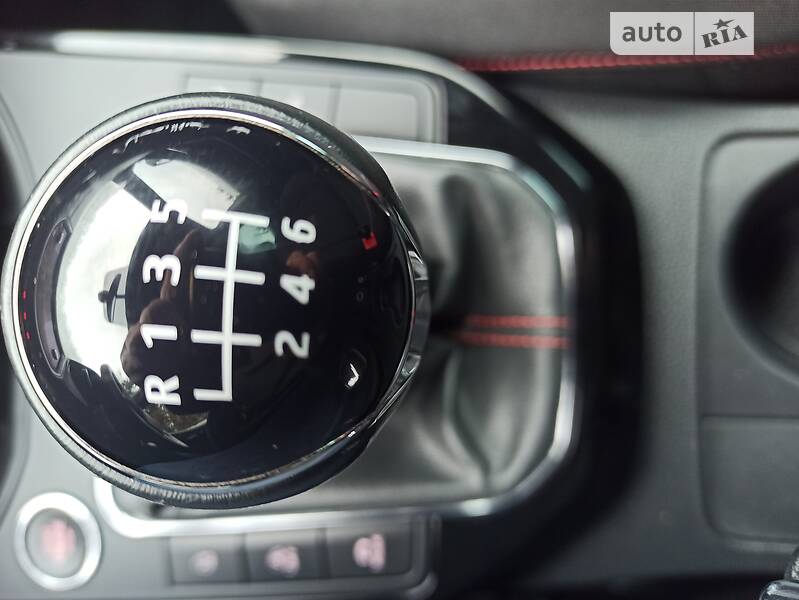 Внедорожник / Кроссовер SEAT Arona 2018 в Виннице