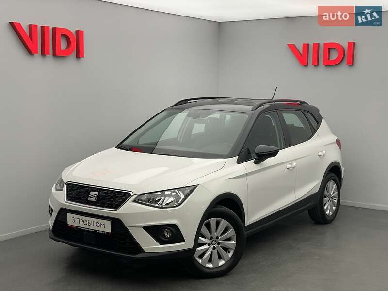 Хэтчбек SEAT Arona 2018 в 