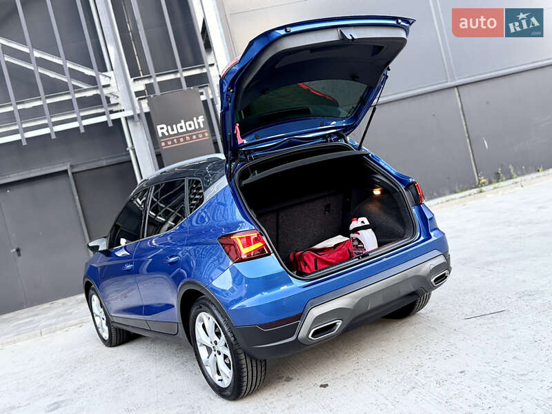 Позашляховик / Кросовер SEAT Arona 2022 в Києві