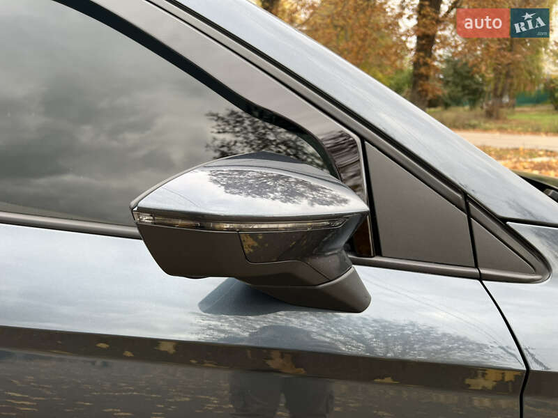 Внедорожник / Кроссовер SEAT Arona 2021 в Киеве