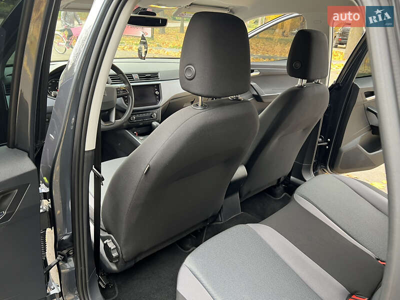 Внедорожник / Кроссовер SEAT Arona 2021 в Киеве