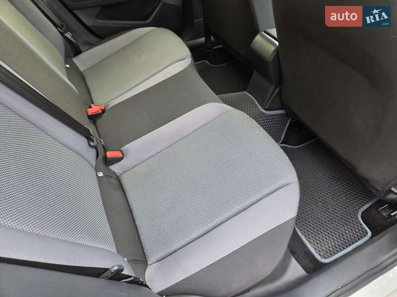 Позашляховик / Кросовер SEAT Arona 2018 в Києві