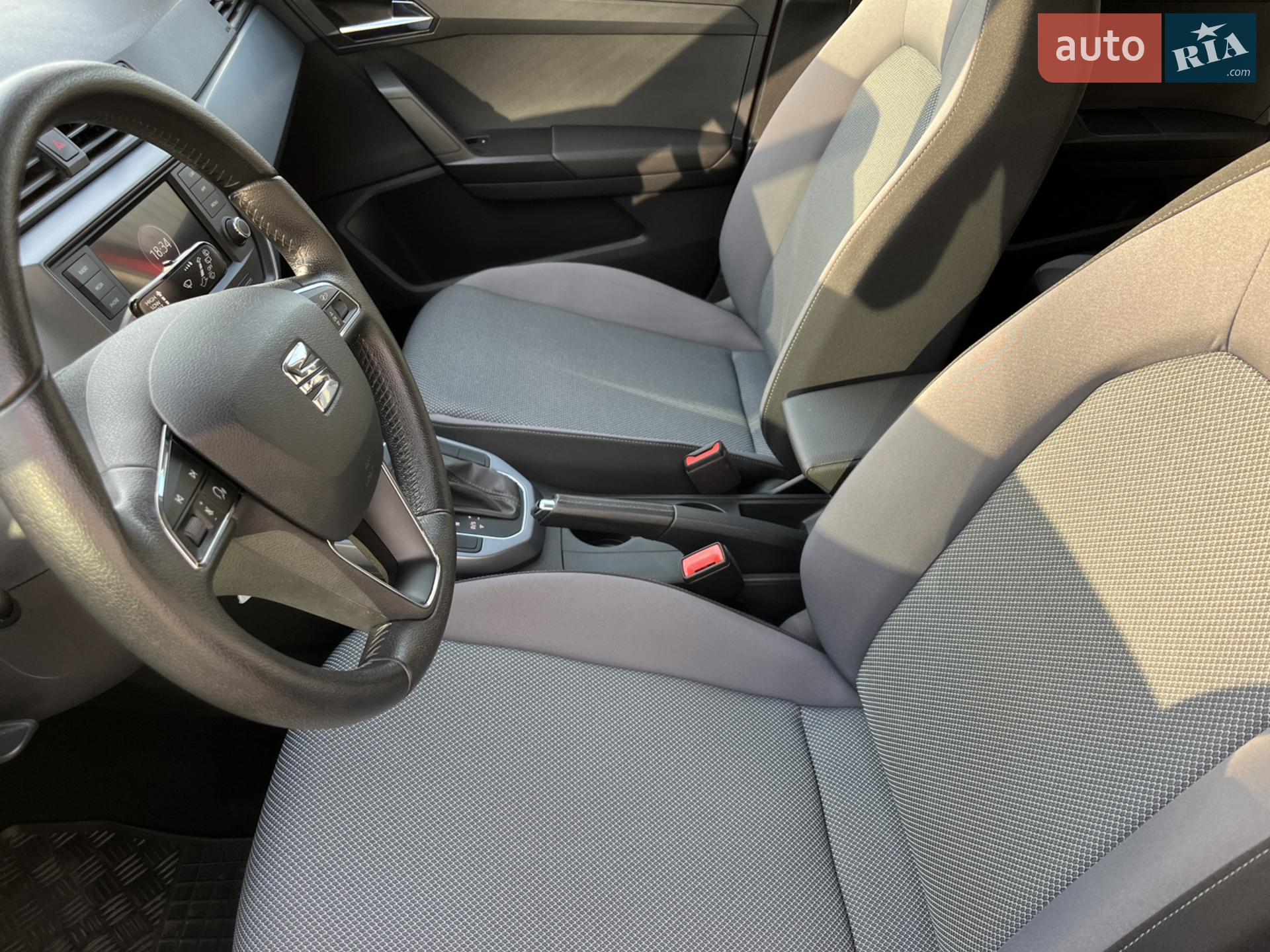 2018 SEAT Arona - мініатюра 13