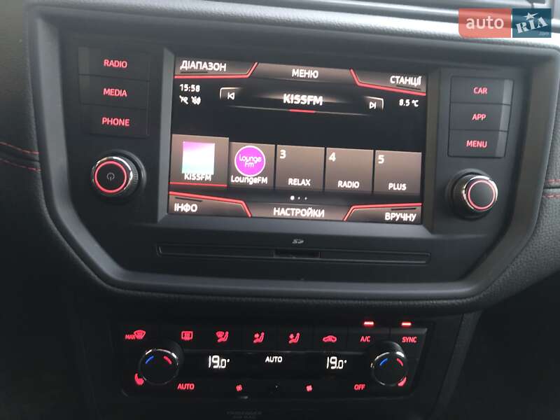 Внедорожник / Кроссовер SEAT Arona 2019 в Киеве