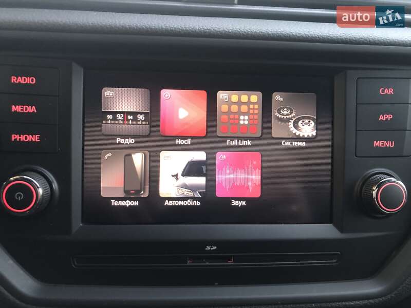 Внедорожник / Кроссовер SEAT Arona 2019 в Киеве