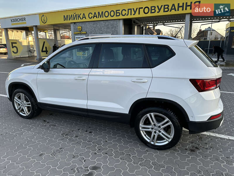 Внедорожник / Кроссовер SEAT Ateca 2017 в Киеве