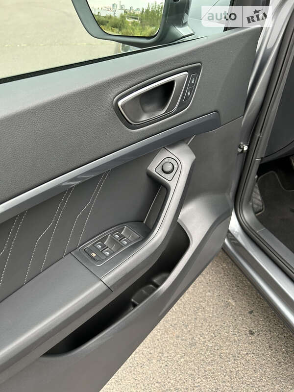 Позашляховик / Кросовер SEAT Ateca 2023 в Кривому Розі