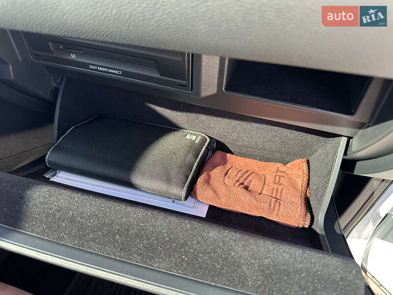 Позашляховик / Кросовер SEAT Ateca 2018 в Дніпрі