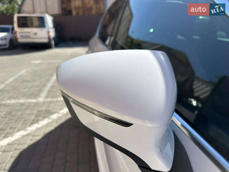 Позашляховик / Кросовер SEAT Ateca 2018 в Дніпрі