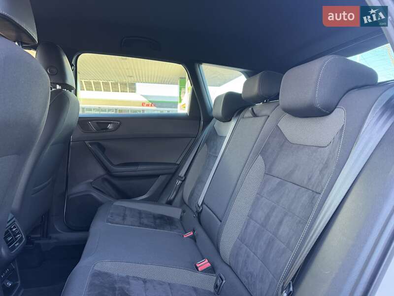 Внедорожник / Кроссовер SEAT Ateca 2017 в Житомире