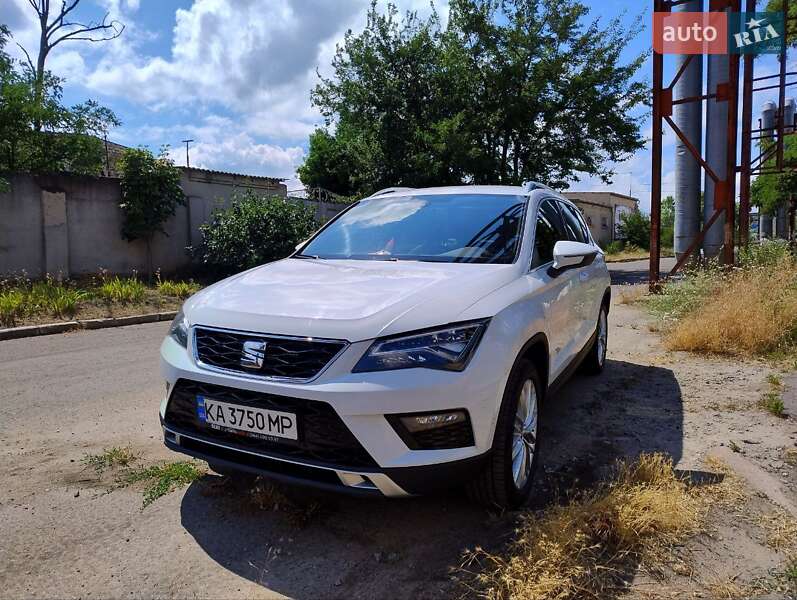 Внедорожник / Кроссовер SEAT Ateca 2018 в 