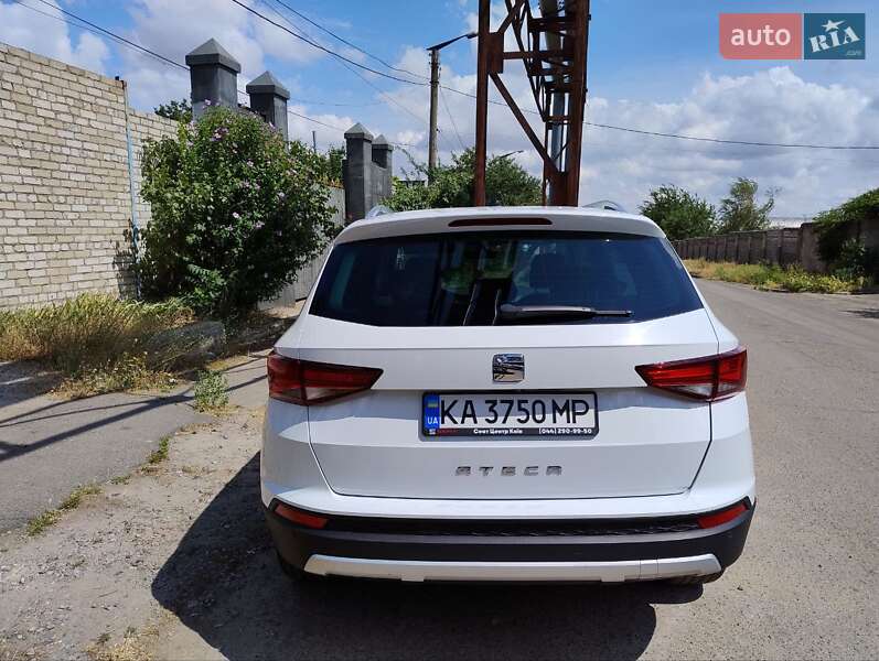 Внедорожник / Кроссовер SEAT Ateca 2018 в Киеве