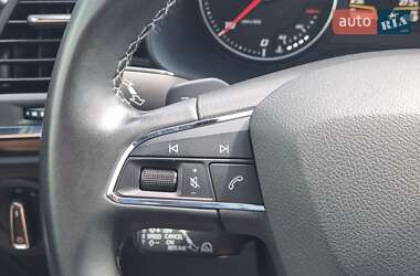 Внедорожник / Кроссовер SEAT Ateca 2017 в 
