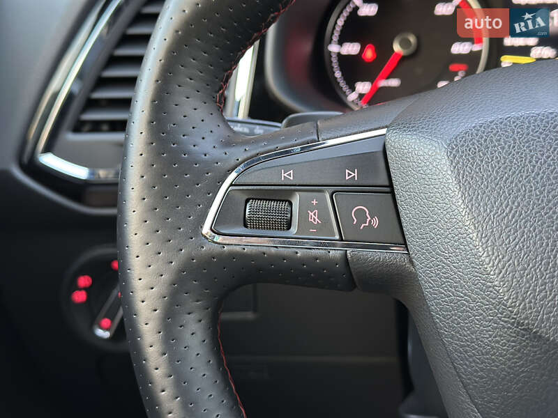 Внедорожник / Кроссовер SEAT Ateca 2019 в Киеве