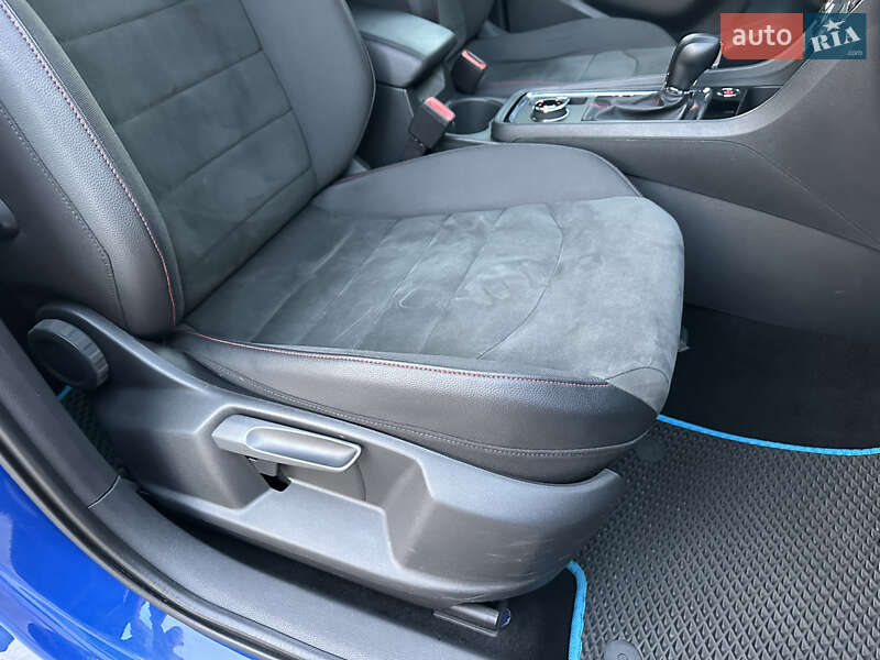 Внедорожник / Кроссовер SEAT Ateca 2019 в Киеве