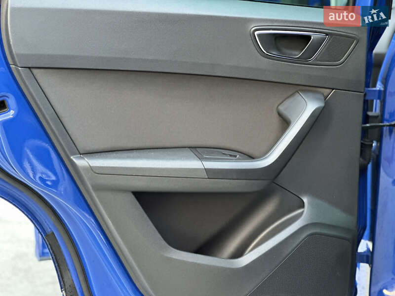 Внедорожник / Кроссовер SEAT Ateca 2019 в Киеве