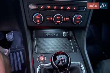 Позашляховик / Кросовер SEAT Ateca 2018 в 