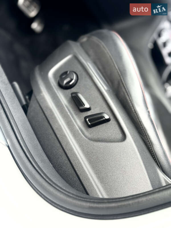 Позашляховик / Кросовер SEAT Ateca 2019 в Трускавці