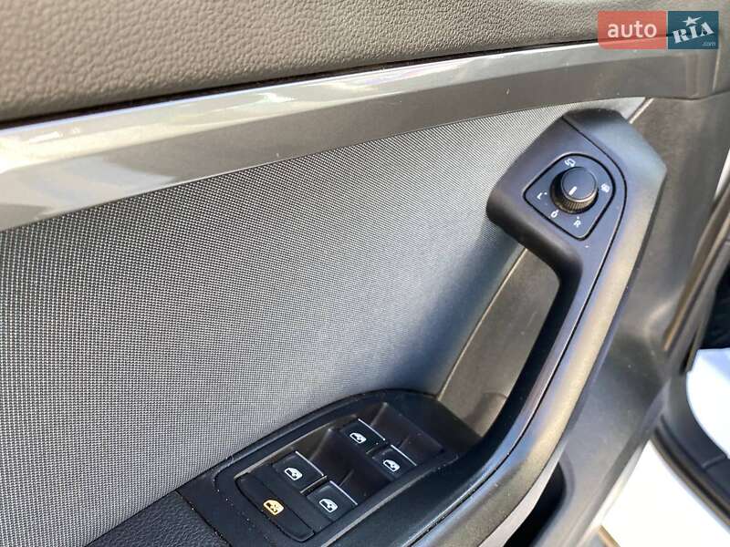 Позашляховик / Кросовер SEAT Ateca 2019 в Львові