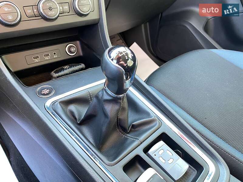 Позашляховик / Кросовер SEAT Ateca 2019 в Львові