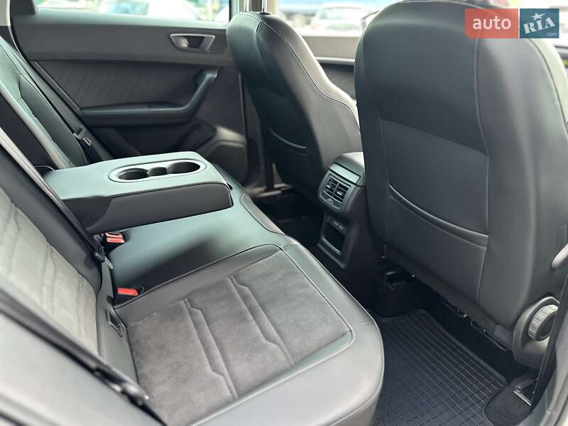 Позашляховик / Кросовер SEAT Ateca 2021 в Києві