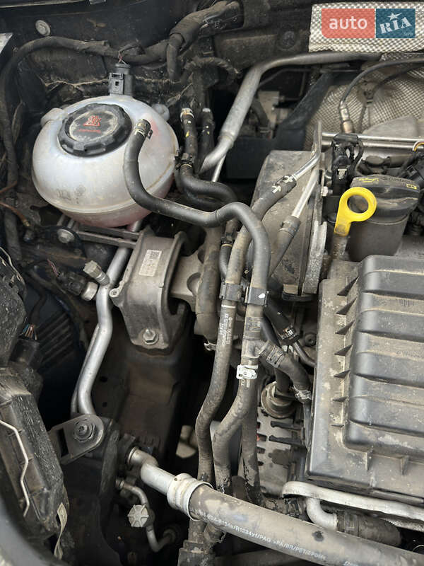 Позашляховик / Кросовер SEAT Ateca 2018 в Чернівцях