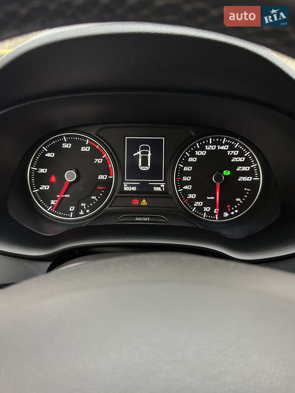 Позашляховик / Кросовер SEAT Ateca 2018 в Чернівцях