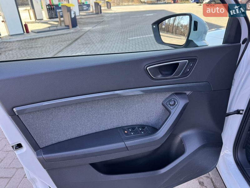 Внедорожник / Кроссовер SEAT Ateca 2023 в Днепре