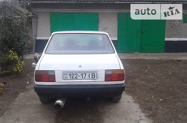 Седан SEAT Cordoba 1986 в Галиче