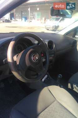 Седан SEAT Cordoba 2006 в 
