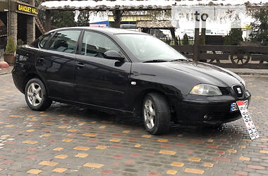 Седан SEAT Cordoba 2003 в Тернополе