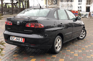 Седан SEAT Cordoba 2003 в Тернополе