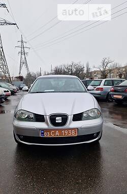 Седан SEAT Cordoba 2004 в Николаеве