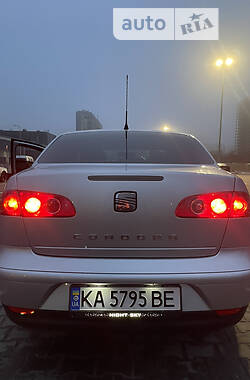 Седан SEAT Cordoba 2007 в Києві