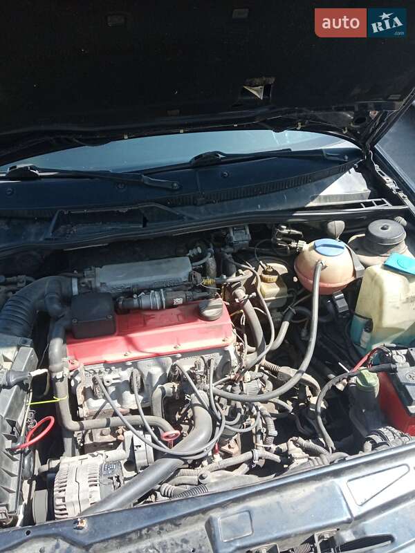 Седан SEAT Cordoba 1994 в Киеве фото 5 Седан SEAT Cordoba 1994 в Киеве