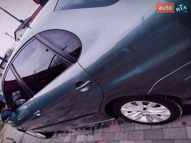 Седан SEAT Cordoba 2004 в Белой Церкви