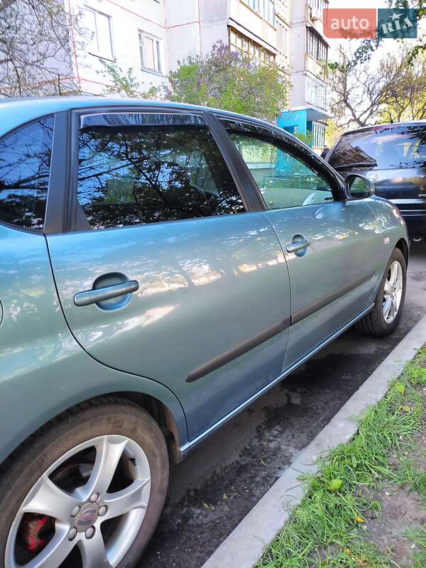 Седан SEAT Cordoba 2007 в Харкові