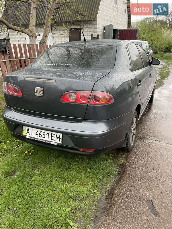 Седан SEAT Cordoba 2008 в Березане