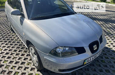 Седан SEAT Cordoba 2005 в Києві