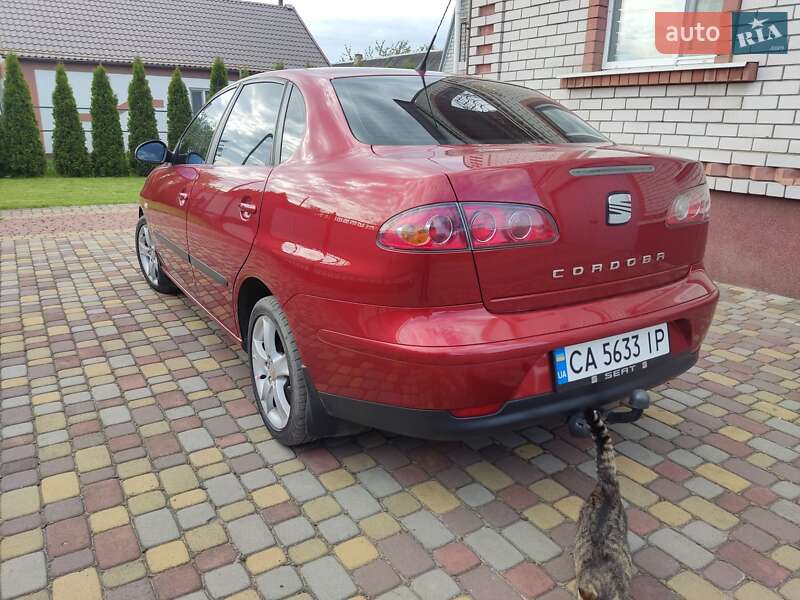 Седан SEAT Cordoba 2008 в Павлограде