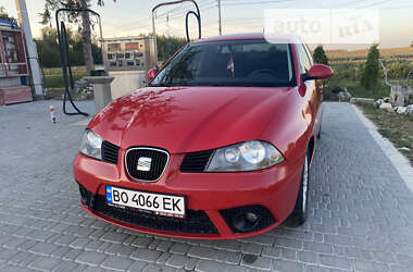 Седан SEAT Cordoba 2006 в Борщеві