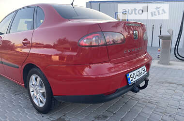 Седан SEAT Cordoba 2006 в Борщеві