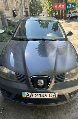 Седан SEAT Cordoba 2007 в Киеве