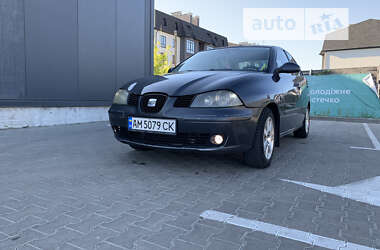 Седан SEAT Cordoba 2007 в Киеве