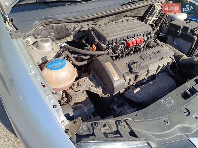 Седан SEAT Cordoba 2009 в Києві