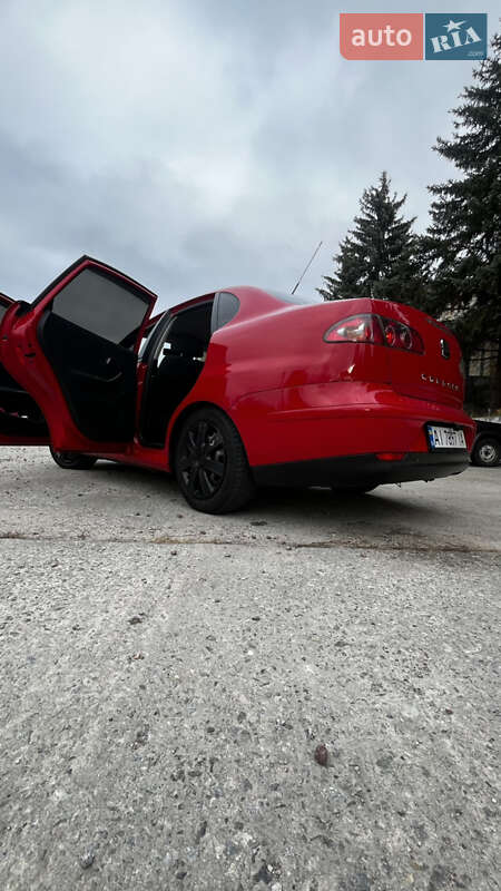 Седан SEAT Cordoba 2007 в Киеве