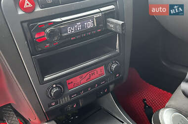 Седан SEAT Cordoba 2007 в 