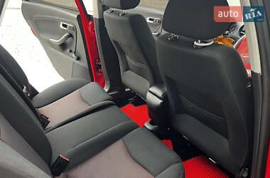 Седан SEAT Cordoba 2007 в 