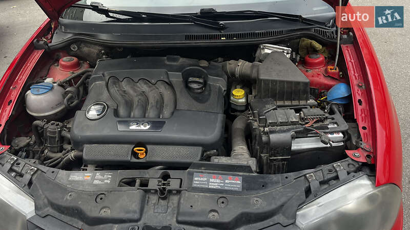 Седан SEAT Cordoba 2007 в Киеве